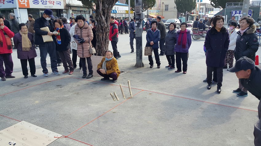 2.풍양면민 화합을 위한 이별 윷놀이 대회 열려
